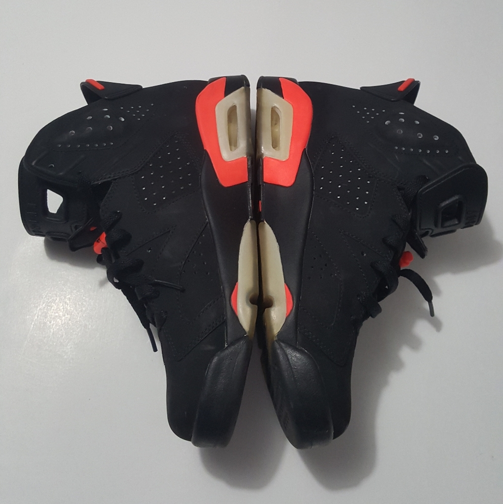 Air Jordan 6 Infrared Black